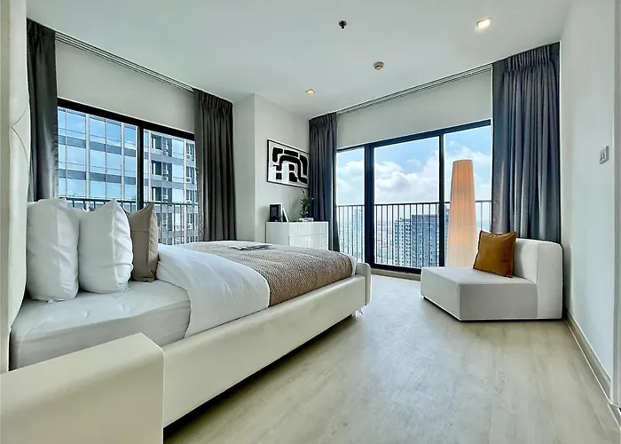 Bts Thong Lo L Large 65 Sqm L Pool And Gym L Sontana * バンコク都