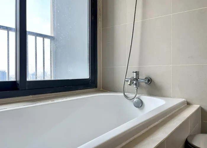 Bts Thong Lo L Large 65 Sqm L Pool And Gym L Sontana アパート バンコク都