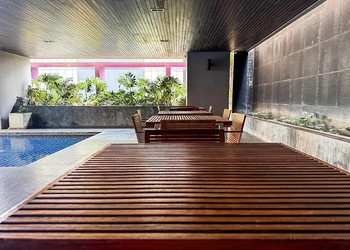 Bts Thong Lo L Large 65 Sqm L Pool And Gym L Sontana アパート バンコク都